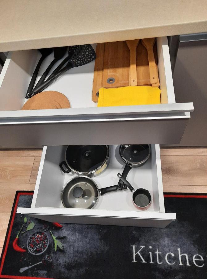 Sorin'S Comfortable Apartment 브라쇼브 외부 사진